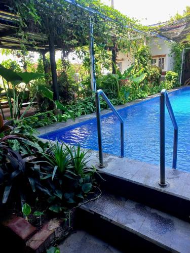 Hotel Omah Cepit near Kasongan Travel Village Hotel Omah Cepit near Kasongan Travel Village