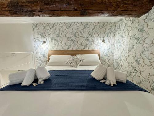 Shining Apt Next to Galleria Umberto