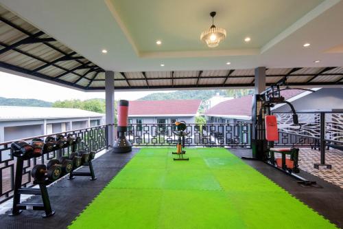 フィットネスセンター, Chanakarn Pool Access Rawai in ナイ ハーン ビーチ フィットネスセンター, Chanakarn Pool Access Rawai in ナイ ハーン ビーチ