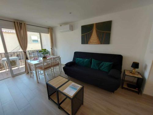 Appartement lumineux renove proche plage, climatise, 5 couchages, parking inclus - FR-1-423-188 in Le Grau d'Agde Appartement lumineux renove proche plage, climatise, 5 couchages, parking inclus - FR-1-423-188 in Le Grau d'Agde