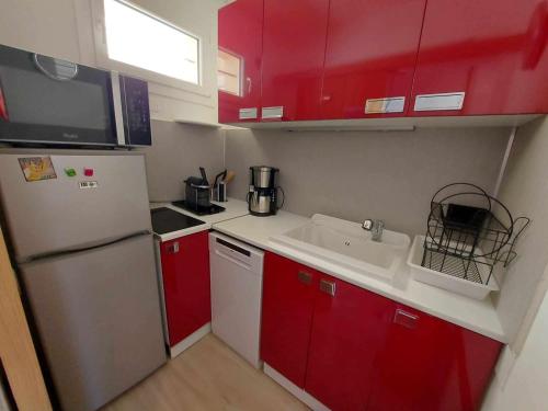 Appartement lumineux renove proche plage, climatise, 5 couchages, parking inclus - FR-1-423-188 in Le Grau d'Agde Appartement lumineux renove proche plage, climatise, 5 couchages, parking inclus - FR-1-423-188 in Le Grau d'Agde