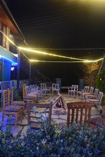 Facilities, Hotel Neelgiri - Manali Diaries in Old Manali Facilities, Hotel Neelgiri - Manali Diaries in Old Manali