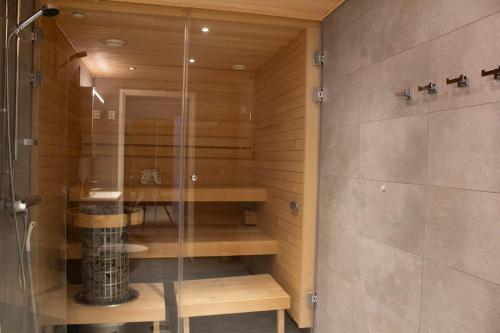 Apartment in Konepaja with private sauna and a large balcony near SEA LIFE Helsinki Apartment in Konepaja with private sauna and a large balcony near SEA LIFE Helsinki