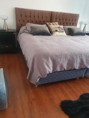 Chalet en La Perla in บาริโอแอโรปาร์เก Chalet en La Perla in บาริโอแอโรปาร์เก