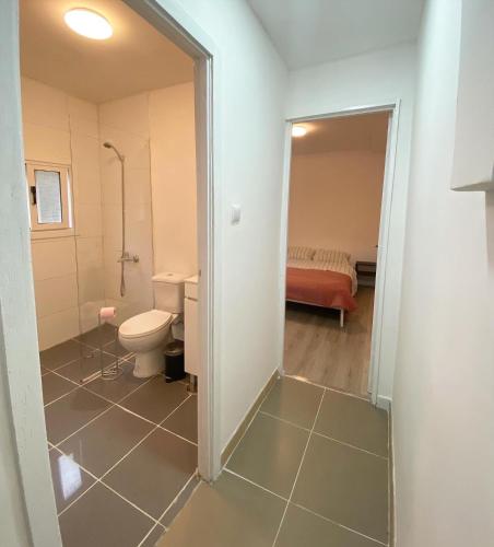 ห้องน้ำ, Greice e Marcelo in อมาเรส ห้องน้ำ, Greice e Marcelo in อมาเรส