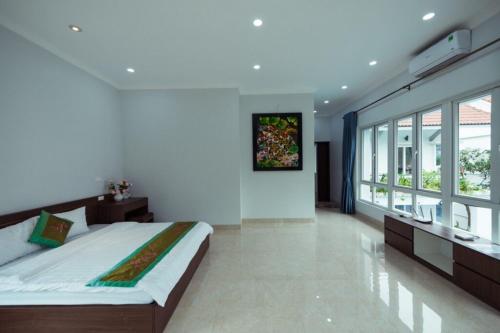 Xanh Villa Resort 5 Stars in Thach That District Xanh Villa Resort 5 Stars in Thach That District