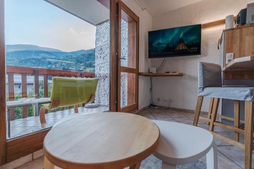 Studio 4 personnes ensoleille et proche de tout in La Bourgeat Studio 4 personnes ensoleille et proche de tout in La Bourgeat