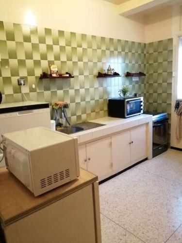 Helle Ferienwohnung mit Tiefgarage in 나자 Helle Ferienwohnung mit Tiefgarage in 나자