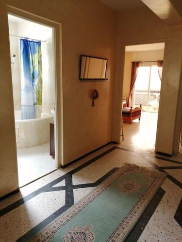 Helle Ferienwohnung mit Tiefgarage in 나자 Helle Ferienwohnung mit Tiefgarage in 나자