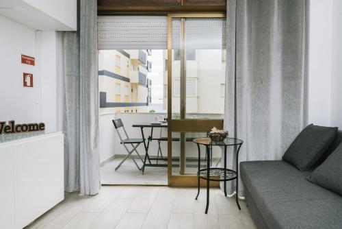 ห้องส่วนกลางสำหรับนั่งเล่น/ดูทีวี, Beach House By Gt House in อาร์มาเชา เด เปรา ห้องส่วนกลางสำหรับนั่งเล่น/ดูทีวี, Beach House By Gt House in อาร์มาเชา เด เปรา