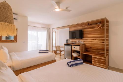 Hotel Santa Teresa by the Beach in Санта Тереса Hotel Santa Teresa by the Beach in Санта Тереса