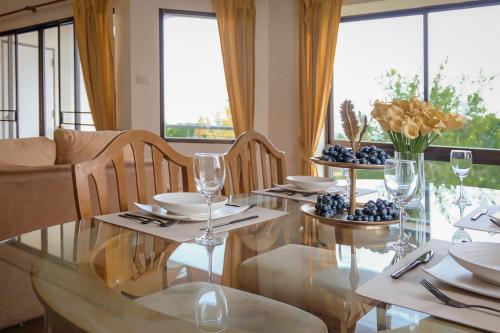 Restaurant, Seastar Hotel And Service Apartment in Ban Chang Restaurant, Seastar Hotel And Service Apartment in Ban Chang