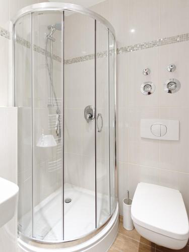 This photo about City Park Apartments - #22 - Gemutliches Apartment im Szeneviertel shared on HyHotel.com