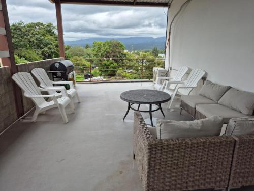 מרפסת, Aparta-hotel Carmela #4 Aire acondicionado in Siguatepeque מרפסת, Aparta-hotel Carmela #4 Aire acondicionado in Siguatepeque