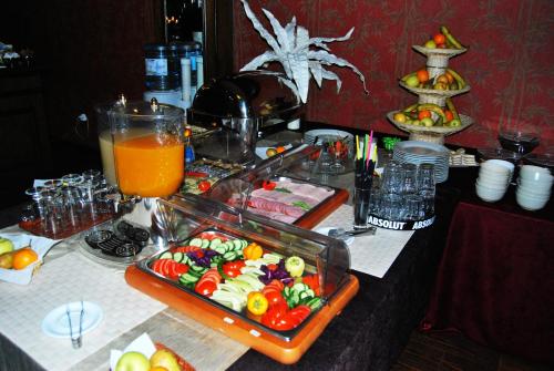 อาหารและเครื่องดื่ม, Hotel Megalos in คอนสแตนตา อาหารและเครื่องดื่ม, Hotel Megalos in คอนสแตนตา