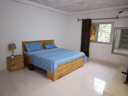 Kamar Tidur, Berlin in Ziguinchor Kamar Tidur, Berlin in Ziguinchor