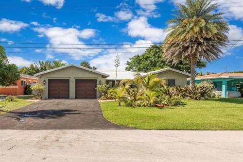 Home With Pool By Pmi Unit 263 in Lauderdale-by-the-Sea Home With Pool By Pmi Unit 263 in Lauderdale-by-the-Sea