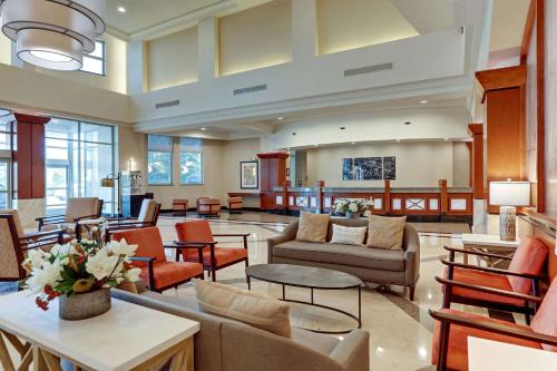 Lobi, Drury Plaza Hotel Nashville Franklin in Franklin (TN) Lobi, Drury Plaza Hotel Nashville Franklin in Franklin (TN)