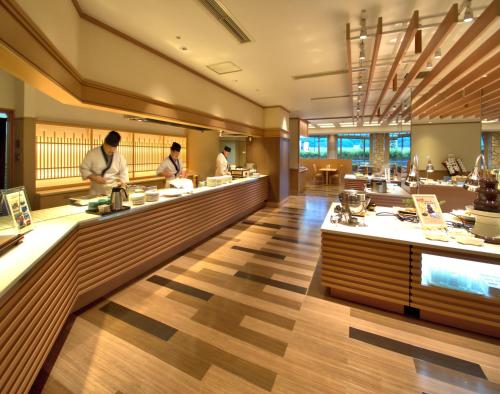 Restaurant, Yuzawa Grand Hotel in Yuzawa Restaurant, Yuzawa Grand Hotel in Yuzawa