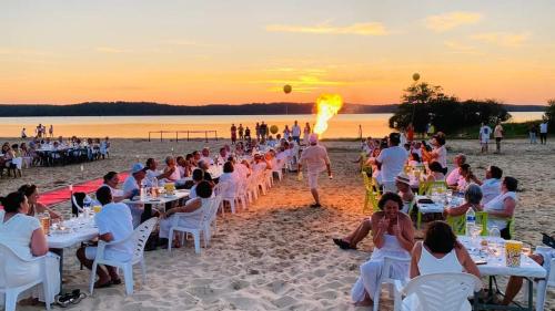 Bungalows soit en 3 ou 4ch - jusqu'a 18 voyageurs - mh732 3ch ou mh828 4ch Biscarrosse Lake-proche o in Gastes Bungalows soit en 3 ou 4ch - jusqu'a 18 voyageurs - mh732 3ch ou mh828 4ch Biscarrosse Lake-proche o in Gastes