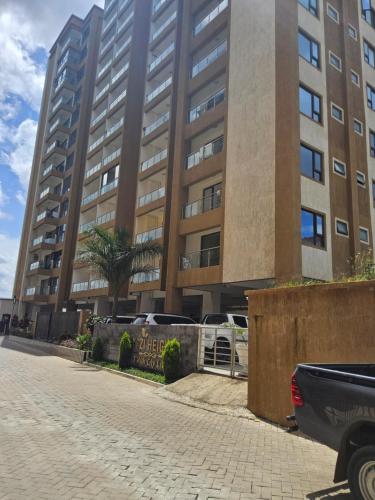 Vista exterior, Jsons enzi heights in Nairobi Vista exterior, Jsons enzi heights in Nairobi