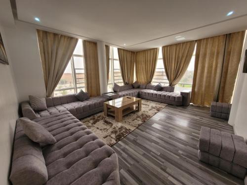 Appart-Hotêl Résidence TITANIC (Appart-Hotel Residence TITANIC) in טיזניט Appart-Hotêl Résidence TITANIC (Appart-Hotel Residence TITANIC) in טיזניט