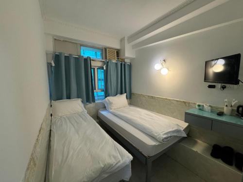香港金泉賓館 near Wong Tai Sin MTR Station 香港金泉賓館 near Wong Tai Sin MTR Station