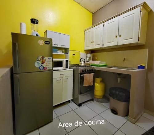 مطبخ, Hostal La Campana in سان ميجويل مطبخ, Hostal La Campana in سان ميجويل