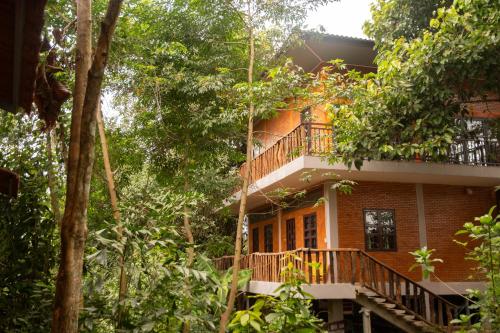 Exterior view, Nui Tuong Village Stay in Quan Tom Exterior view, Nui Tuong Village Stay in Quan Tom