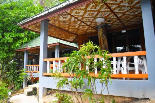 Blanco Hideout Railay - Youth Hostel 18 to 35 Only in Krabi Blanco Hideout Railay - Youth Hostel 18 to 35 Only in Krabi