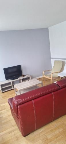 Appartement 3 chambres 6 personnes - Madeleine Tram B Dunoise in La Madeleine Appartement 3 chambres 6 personnes - Madeleine Tram B Dunoise in La Madeleine