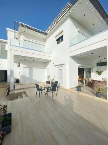 Diamond House in Sintian Diamond House in Sintian