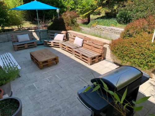 Family House near Paris & Normandy in Les Mureaux Family House near Paris & Normandy in Les Mureaux