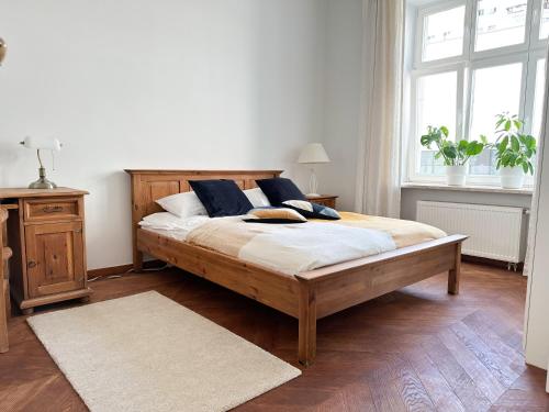 Old Town Heart XVI - Tamka