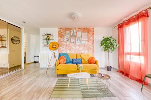 Paris Family & Friends - Gare à 5 Minutes - Parking (Paris Family & Friends - Gare a 5 Minutes - Parking) in 勒布爾熱 Paris Family & Friends - Gare à 5 Minutes - Parking (Paris Family & Friends - Gare a 5 Minutes - Parking) in 勒布爾熱