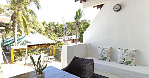 Balcony/terrace, Casa Almarenzo Bed and Breakfast Resort in Bolinao Balcony/terrace, Casa Almarenzo Bed and Breakfast Resort in Bolinao