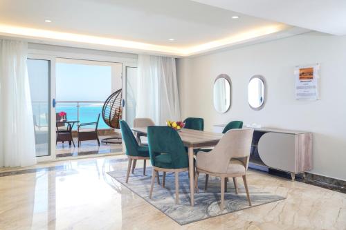餐飲選擇, Triumph White Sands Hotel in 馬特魯港 餐飲選擇, Triumph White Sands Hotel in 馬特魯港