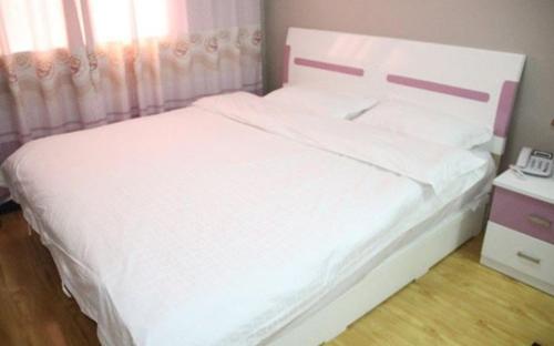 This photo about Yijia Express Inn shared on HyHotel.com