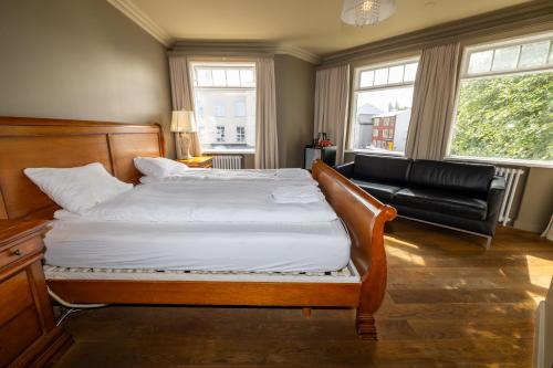 Hrafninn Guesthouse-NEW in Akureyri Hrafninn Guesthouse-NEW in Akureyri