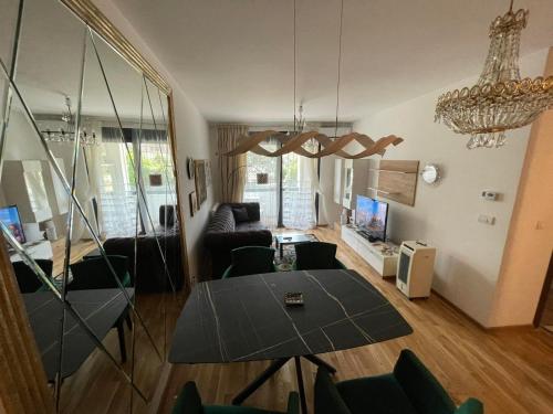 Létesítmények, Lux Tea Pancevo in Center Létesítmények, Lux Tea Pancevo in Center