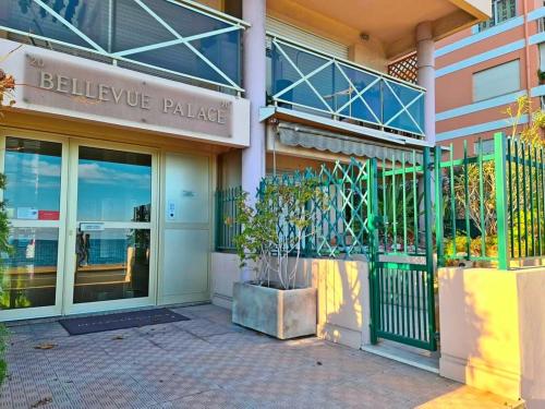 Monolocale fronte mare Mentone in Gorbio Monolocale fronte mare Mentone in Gorbio