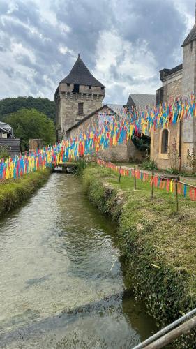 Charmante maison de village in Condat-Sur-Vezere Charmante maison de village in Condat-Sur-Vezere