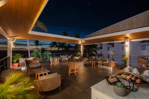 Buenaventura Grand Hotel & Great Moments - All Inclusive in Puerto Vallarta Buenaventura Grand Hotel & Great Moments - All Inclusive in Puerto Vallarta