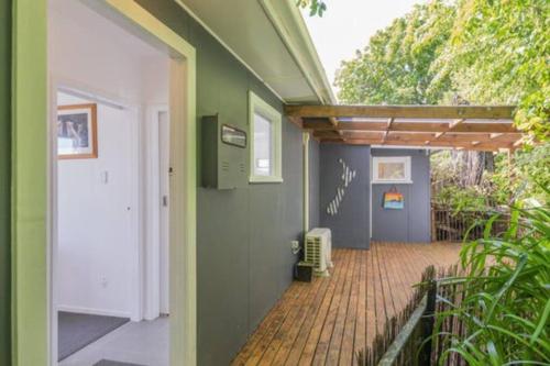 Inngang, The Harbour Masters Cottage in Tairua Inngang, The Harbour Masters Cottage in Tairua