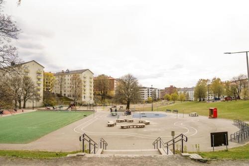 Játszótér, Popular area, central, 55m2, 1-4 guests in Sagene Játszótér, Popular area, central, 55m2, 1-4 guests in Sagene