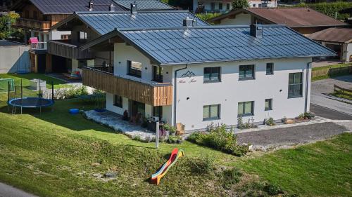 Garden, Haus Joan - Apartments in Saalbach Garden, Haus Joan - Apartments in Saalbach