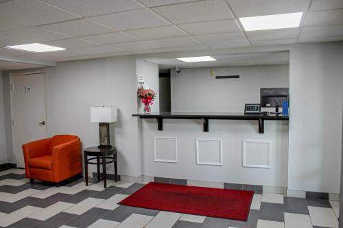 ردهة, Motel 6 Knoxville, TN - East in Near Center ردهة, Motel 6 Knoxville, TN - East in Near Center