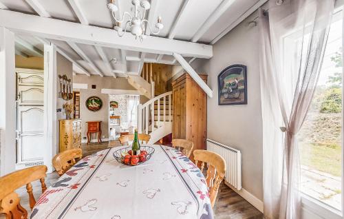 Kitchen, 3 Bedroom Cozy Home In Etainhus in Étainhus Kitchen, 3 Bedroom Cozy Home In Etainhus in Étainhus