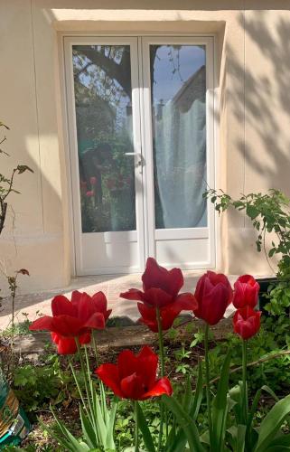 Taman, 'StudioCDG fr' Cerisier, Studio proche near CDG Roissy airport, Parc Expositions, Stade de France, A in Villepinte Taman, 'StudioCDG fr' Cerisier, Studio proche near CDG Roissy airport, Parc Expositions, Stade de France, A in Villepinte