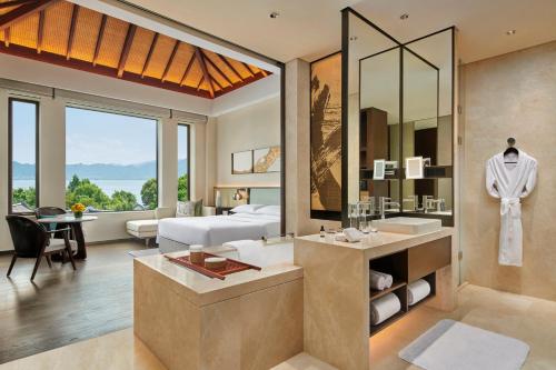 Park Hyatt Ningbo Resort And Spa in Dongqian Tó Negyed Park Hyatt Ningbo Resort And Spa in Dongqian Tó Negyed